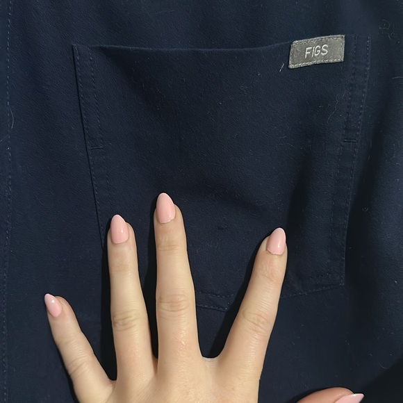 Women’s FIGS Jogger Scrub Pants - Picture 2 of 3